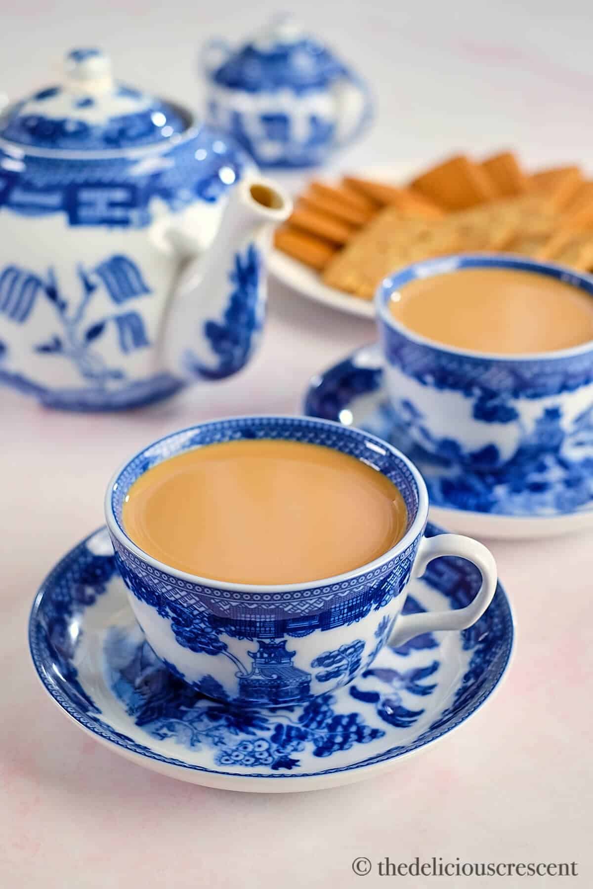 https://www.thedeliciouscrescent.com/wp-content/uploads/2022/05/Masala-Chai-2.jpg
