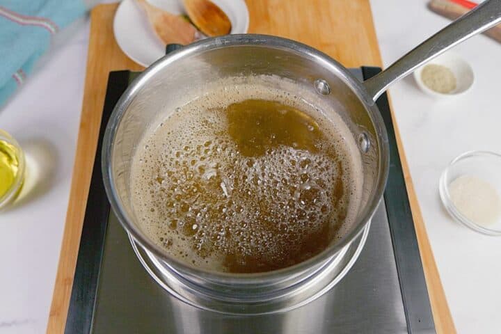 Making sugar syrup.